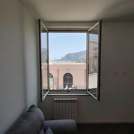 La Terrazza Del Sole Di Mondello * Palermo