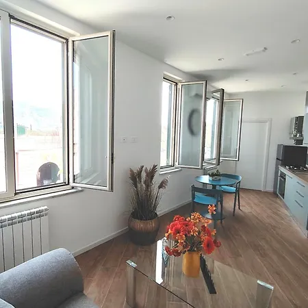 Homestay La Terrazza Del Sole Di Mondello Palermo