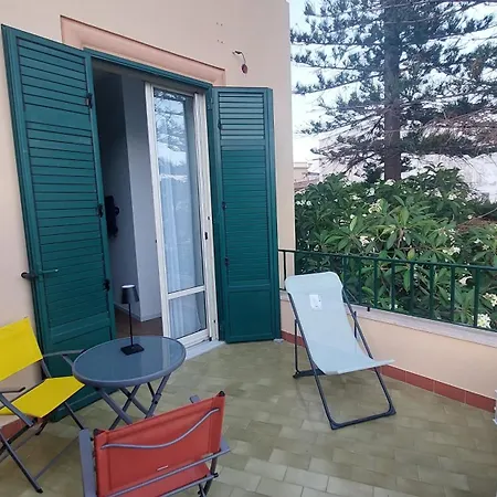 Privatunterkunft La Terrazza Del Sole Di Mondello Palermo