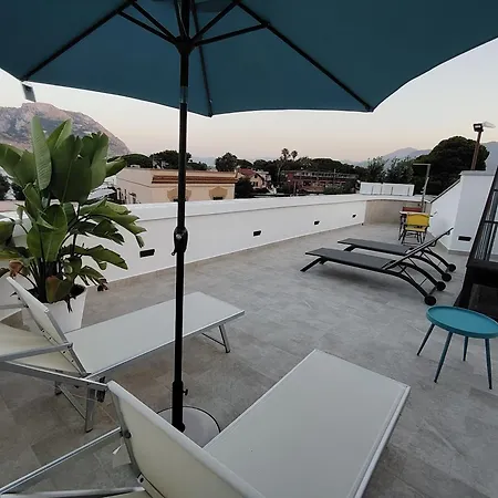 La Terrazza Del Sole Di Mondello * Palermo