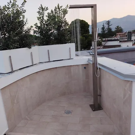 La Terrazza Del Sole Di Mondello Palermo